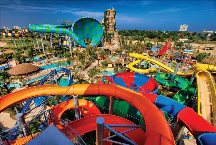 פארק המים ואנה נאווה הואה הין – Vana Nava Water Jungle Hua Hin